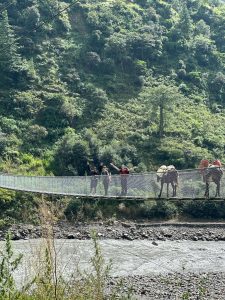 Manaslu circuit trek